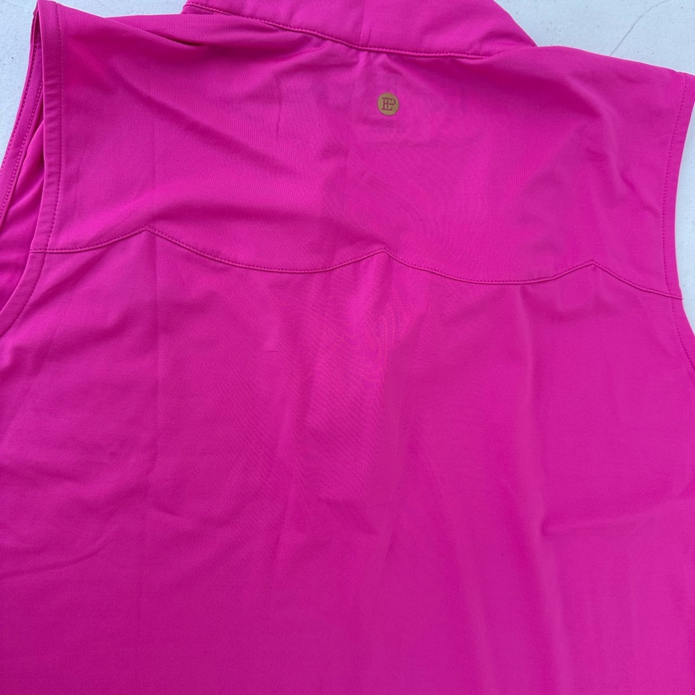 Sleeveless Scalloped V-Notch Tank Top - Hot Pink - Picture 7 of 7